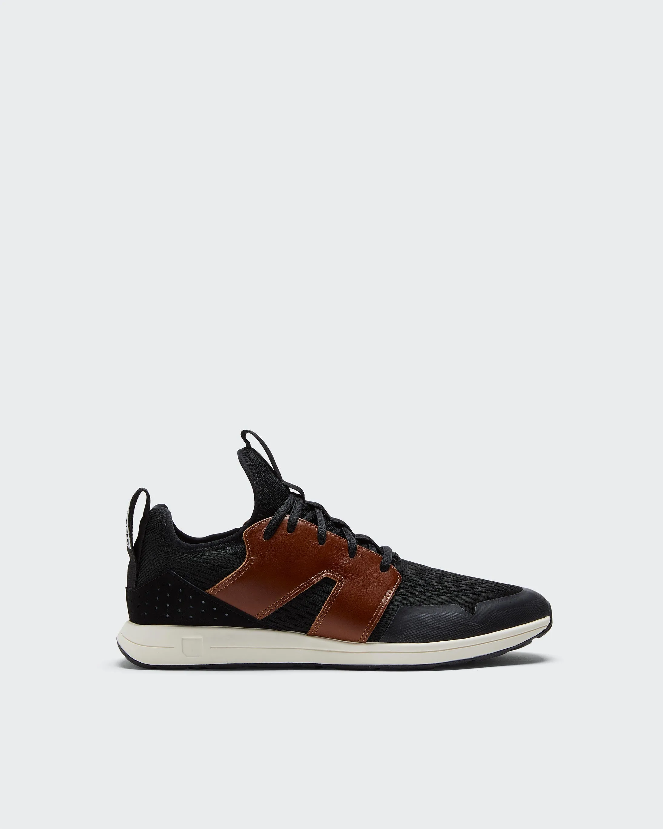 The Frank Trainer / Mesh / Black & Tan by YORK Athletics Mfg.